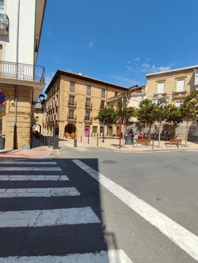 A&c Plaza Apartment *